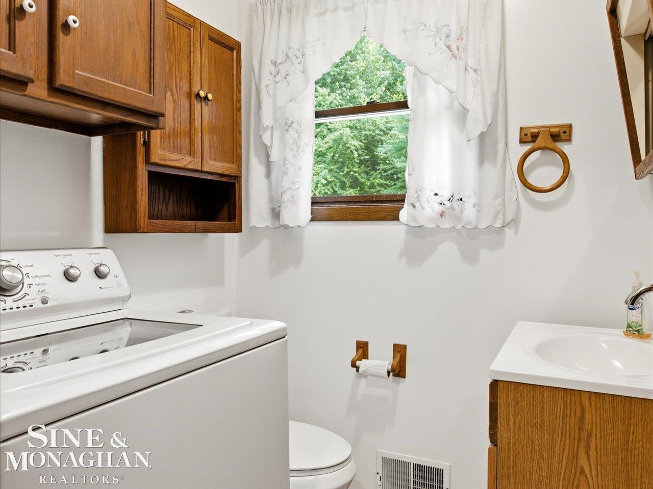 9211 Folkert Road Algonac, MI 48001 - Photo 34 of 48