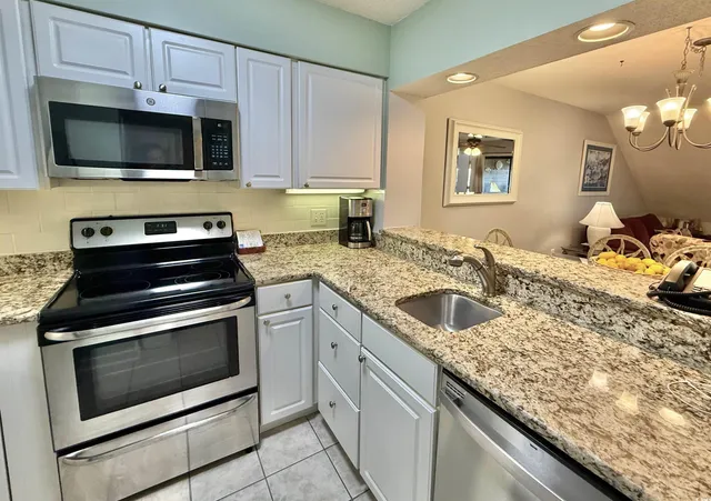 $284,900 | 410 Melrose Place, Unit 310, Myrtle Beach, SC 29572