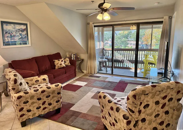 $284,900 | 410 Melrose Place, Unit 310, Myrtle Beach, SC 29572