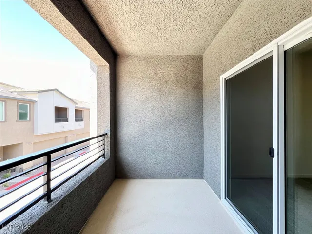 $2,075 | 1546 Eva Crossing Place, Henderson, NV 89002