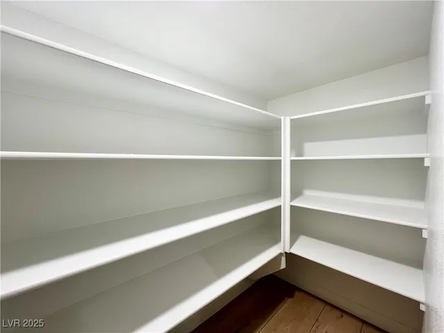 $2,075 | 1546 Eva Crossing Place, Henderson, NV 89002