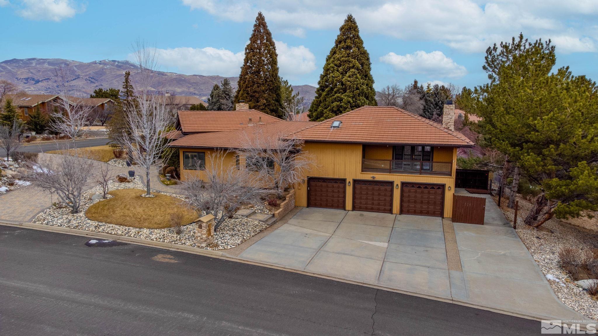 105 Bridgewater Drive Reno, NV 89509 - Photo 4 of 32 Photo 4