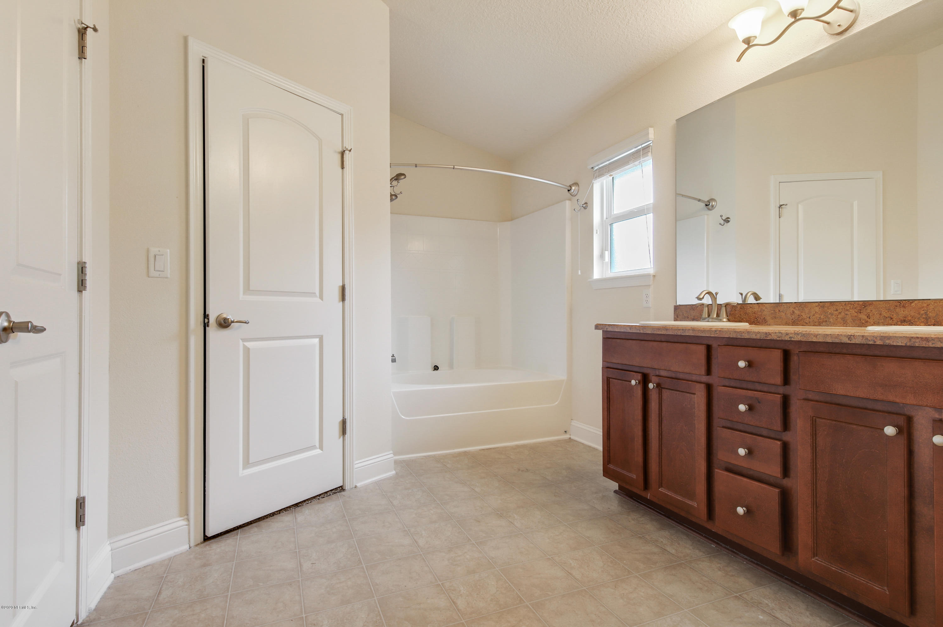 5926 Round Table Road Jacksonville, FL 32254 - Photo 12 of 24 Master Bathroom