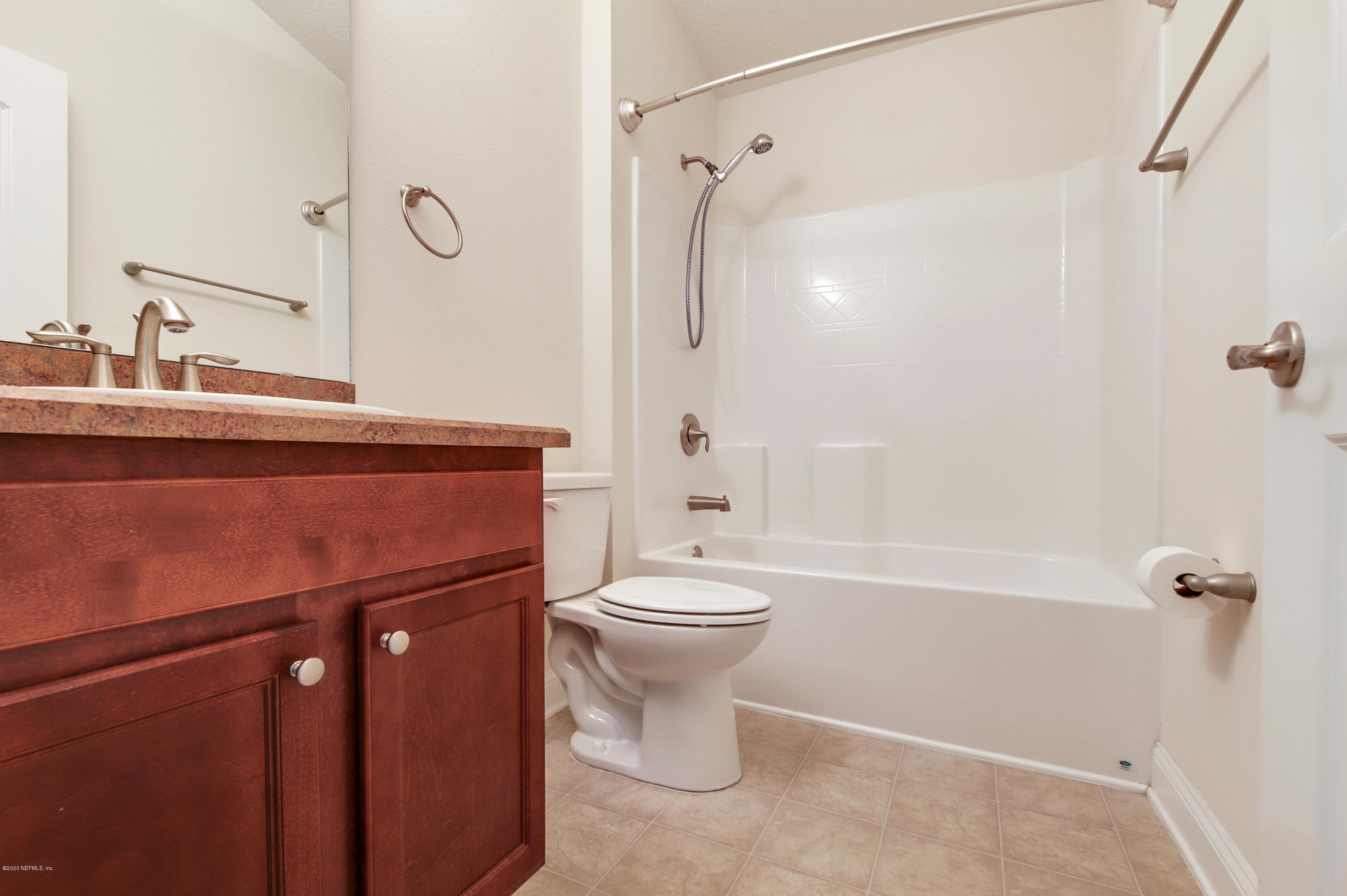 5926 Round Table Road Jacksonville, FL 32254 - Photo 16 of 24 Guest Bathroom