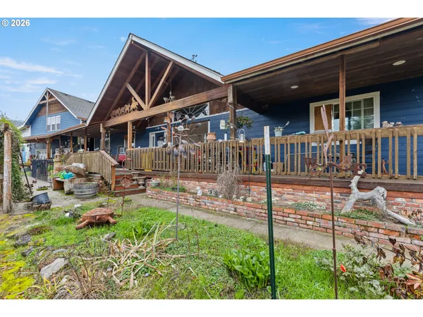 $565,000 | 1907 Southwest Duke Road, Sutherlin, OR 97479