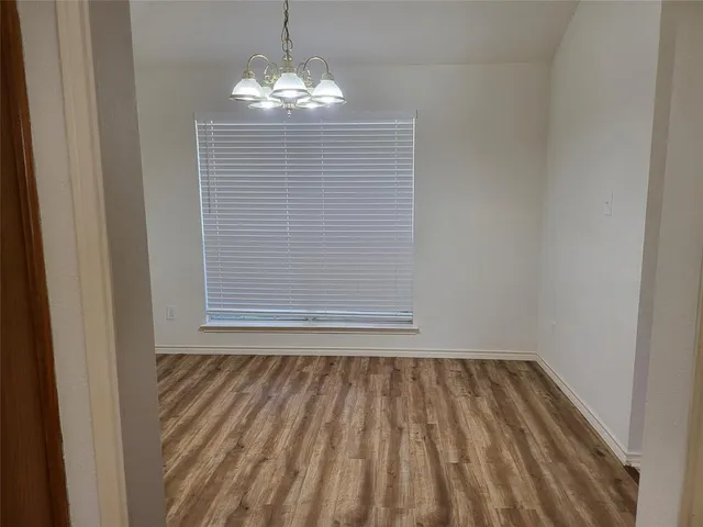 a view of empty room with window