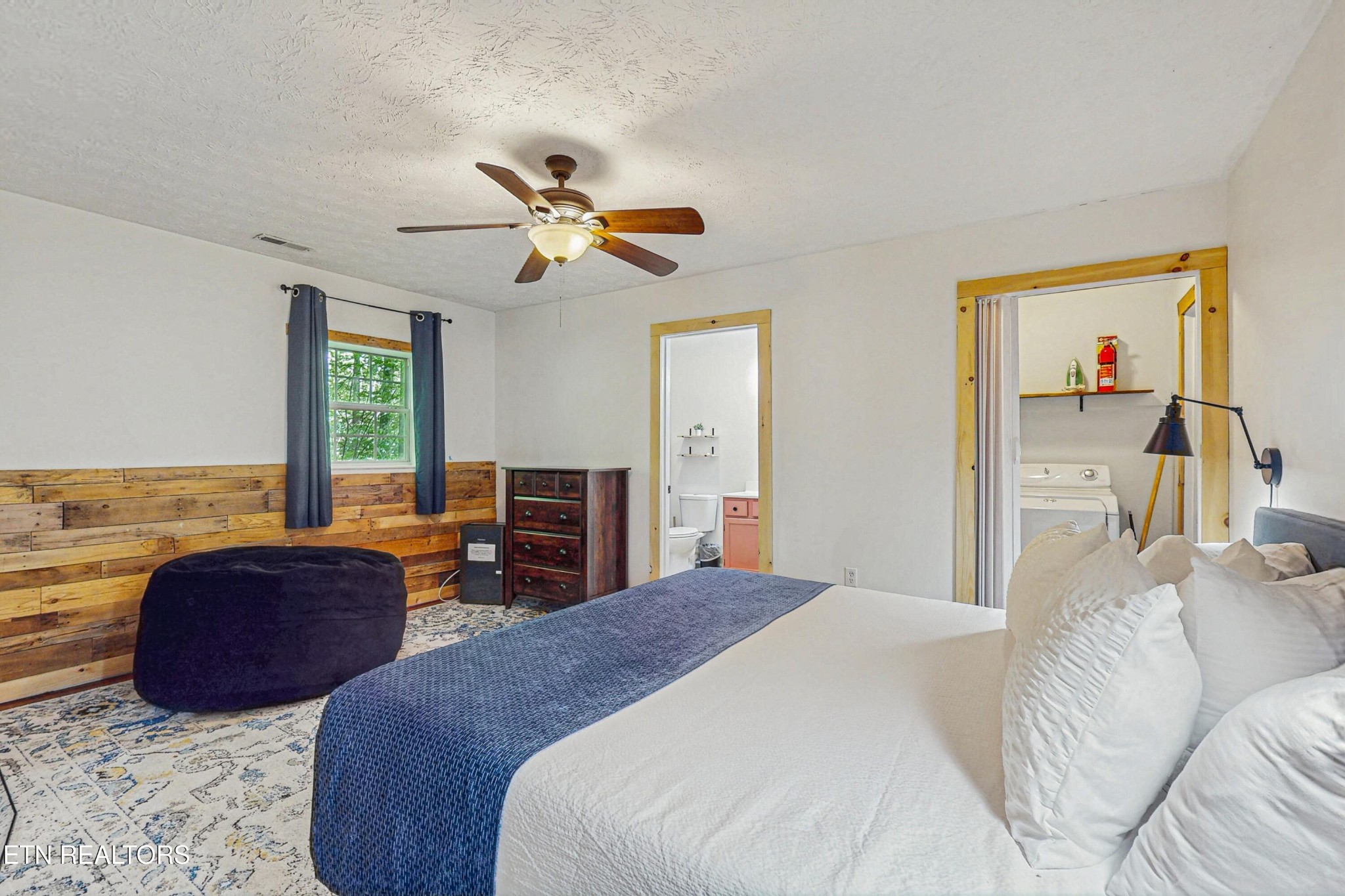 1949 Shady Grove Road Sevierville, TN 37876 - Photo 16 of 19 Gallery Image 16