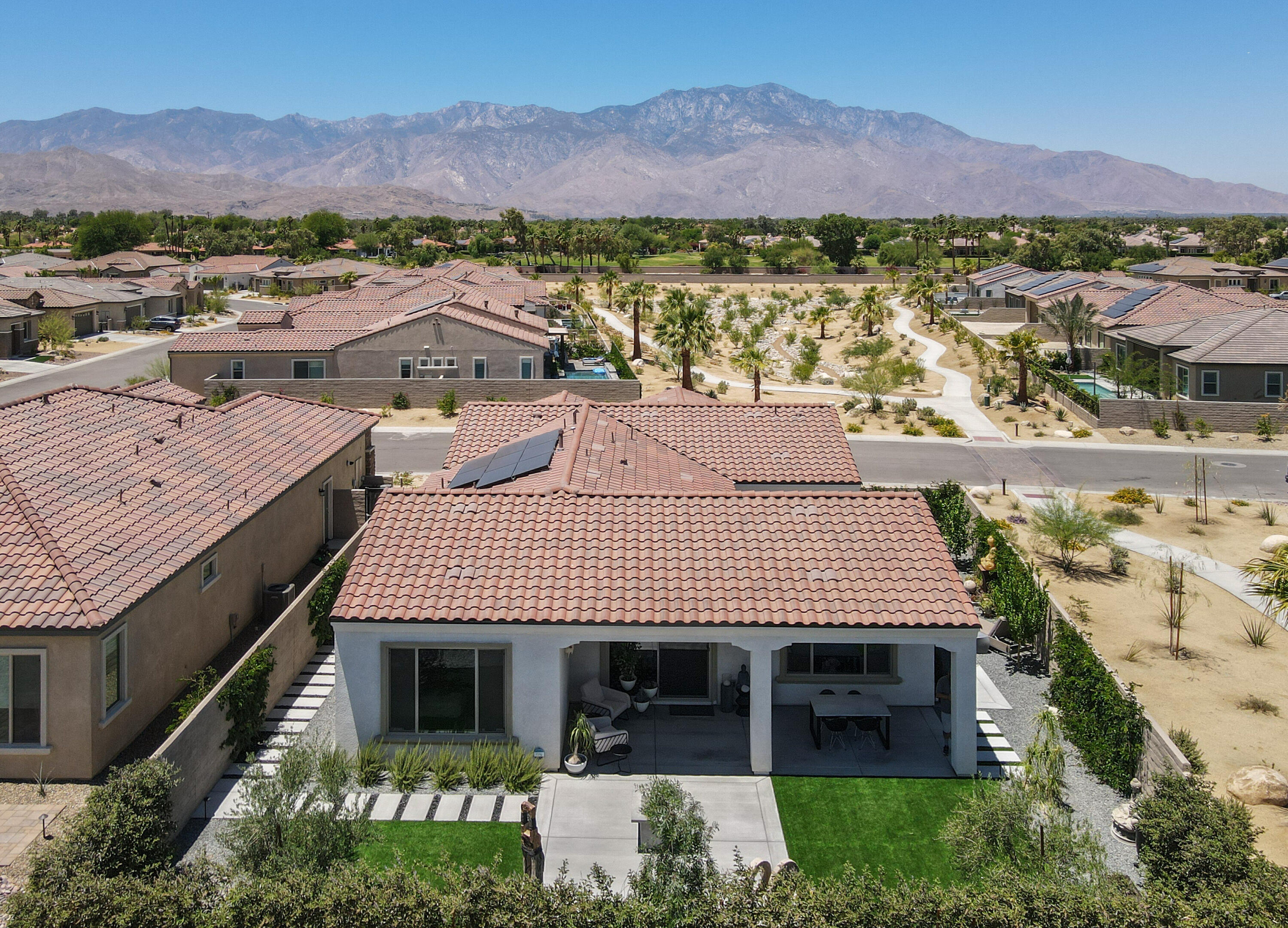 14 Barolo Rancho Mirage, CA 92270 - Photo 3 of 65 14 Barolo Rancho Mirage-print-050-038-50