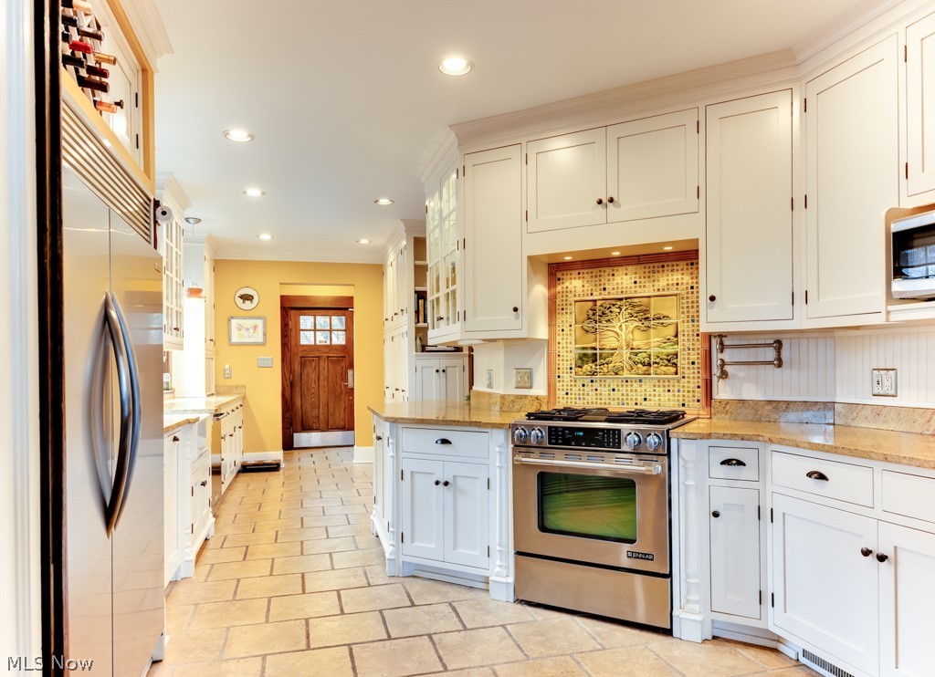 75 Edgerton Road Akron, OH 44303 - Photo 7 of 35 Gallery Image 7