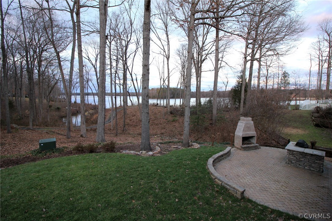 5804 Spinnaker Cove Road Midlothian, VA 23112 - Photo 8 of 20 Gallery Image 8