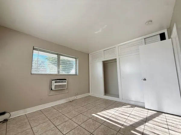 $1,600 | 1241 West River Drive, Unit 4, Margate, FL 33063