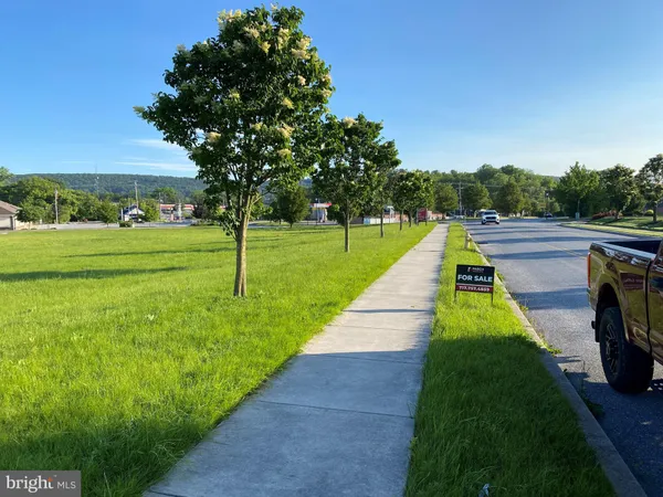 $950,000 | 0 Cinema Drive, Unit LOT# 11, York, PA 17402