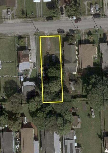 a view of outdoor space