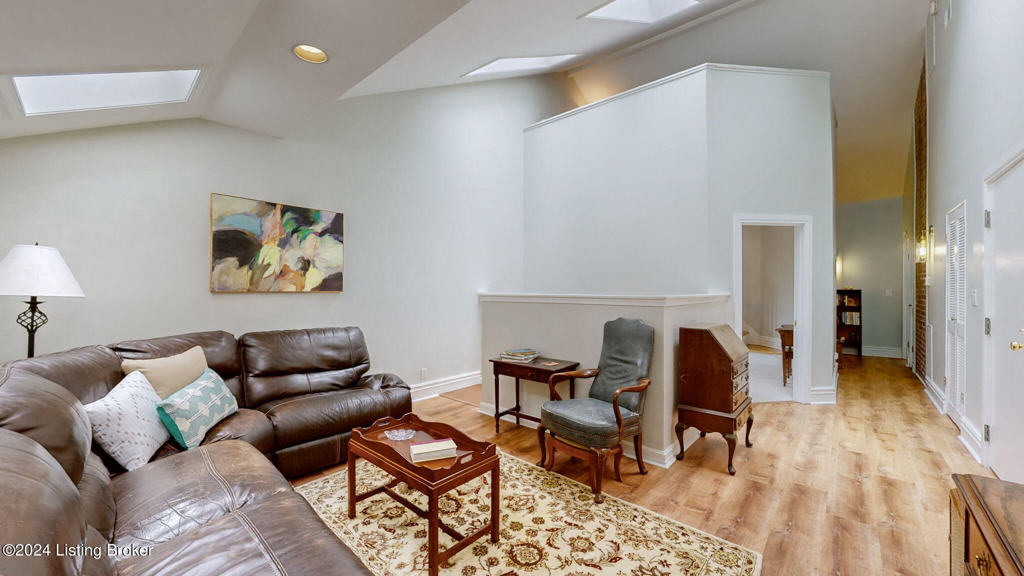 1405 Elm Road, Unit 3 Louisville, KY 40223 - Photo 1 of 42 1405 Elm Rd Apt 3 Anchorage, KY 40223