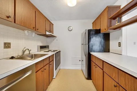 $369,900 | 64 Main Street, Unit 24B, Stoneham, MA 02180