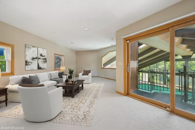 $2,250,000 | 153 Algonquin Road, Barrington Hills, IL 60010