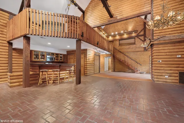$2,250,000 | 153 Algonquin Road, Barrington Hills, IL 60010