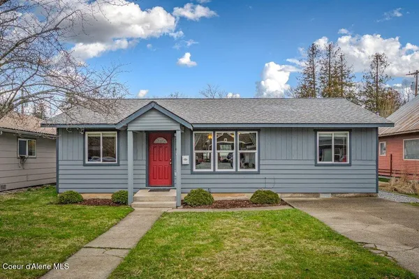 $499,000 | 216 South 2nd Avenue, Sandpoint, ID 83864