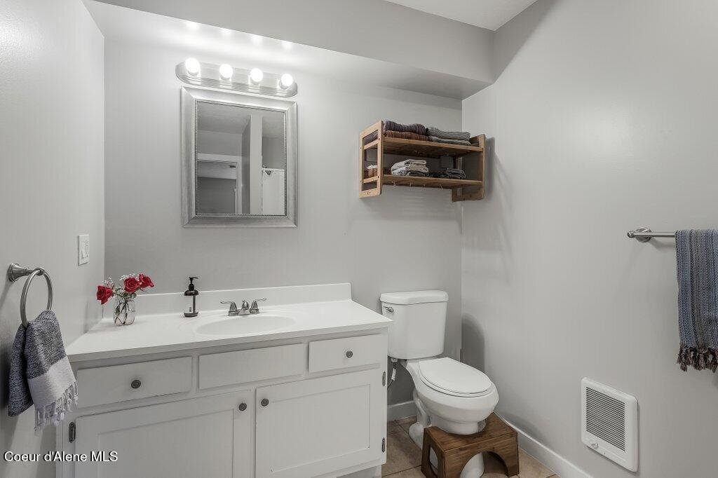 216 South 2nd Avenue Sandpoint, ID 83864 - Photo 16 of 32 --16.jpg-SMALL