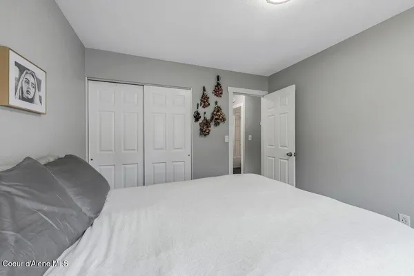 $499,000 | 216 South 2nd Avenue, Sandpoint, ID 83864