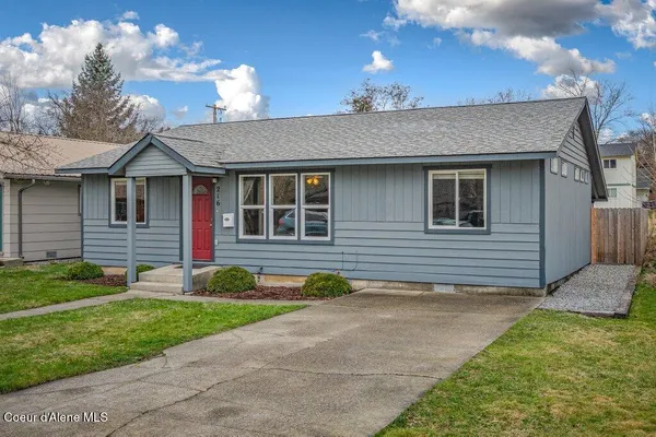 $499,000 | 216 South 2nd Avenue, Sandpoint, ID 83864