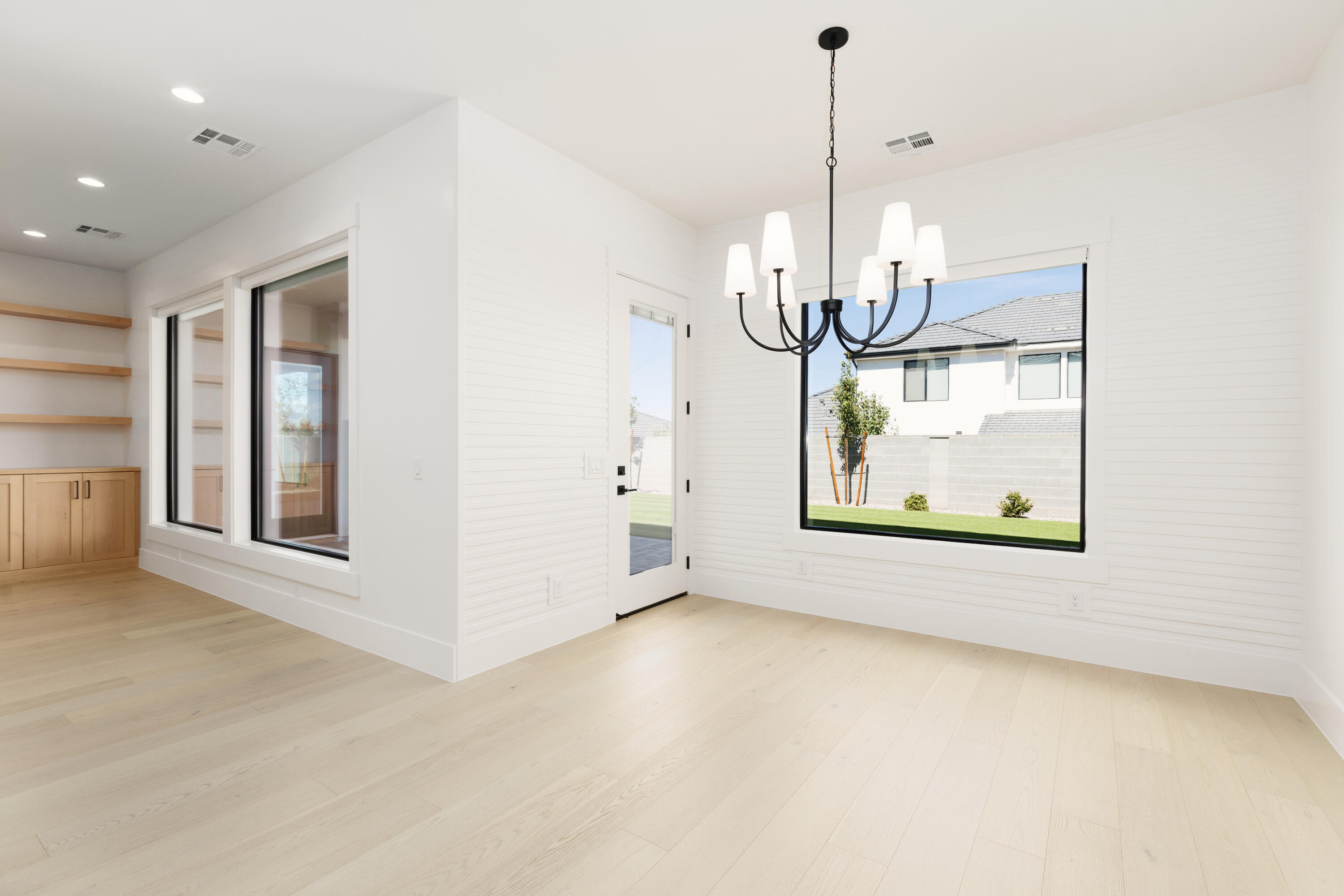 2881 East Yavin Way St. George, UT 84790 - Photo 12 of 39 2881 E Yavin Way-Cox Group_16_PRINT