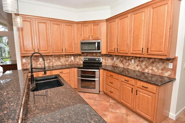 $2,900 | 9005 Pumpkin Ridge, Port St. Lucie, FL 34986