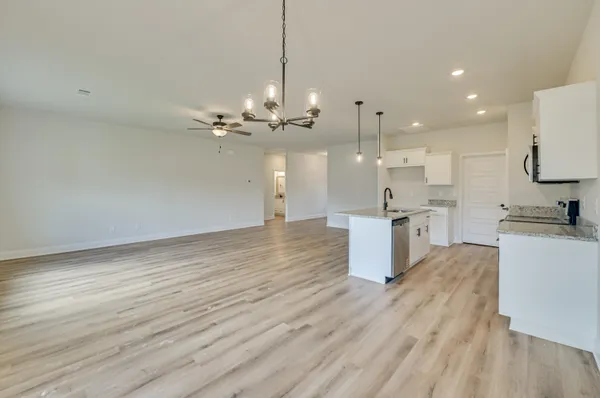 $289,900 | 834 Brewer Drive, New Ellenton, SC 29809