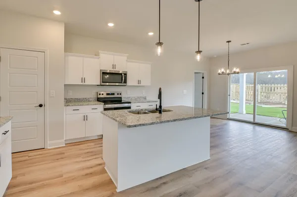 $289,900 | 834 Brewer Drive, New Ellenton, SC 29809