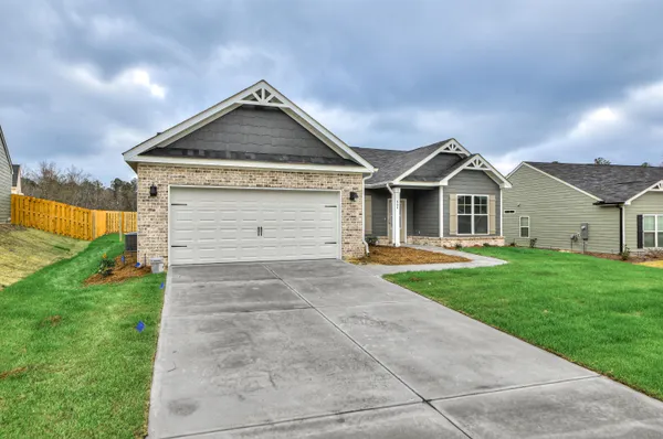 $289,900 | 834 Brewer Drive, New Ellenton, SC 29809