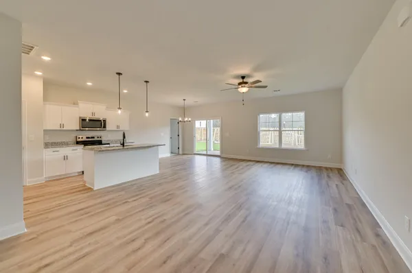 $289,900 | 834 Brewer Drive, New Ellenton, SC 29809