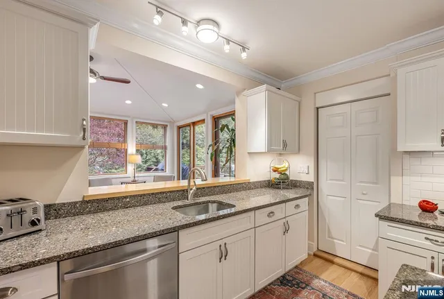 $1,300,000 | 175 High Street, Closter, NJ 07624