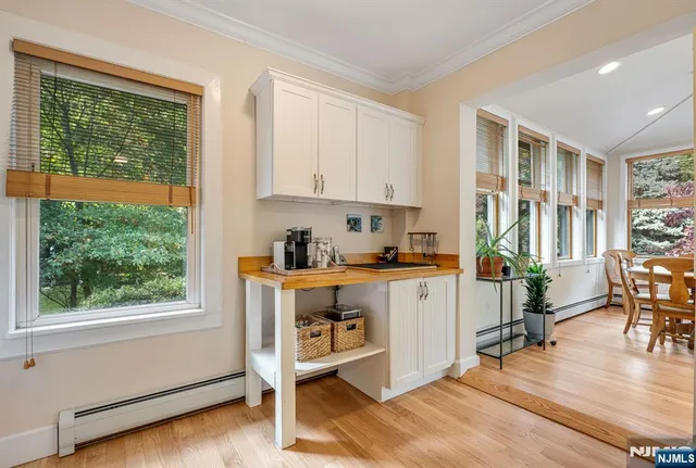 $1,300,000 | 175 High Street, Closter, NJ 07624