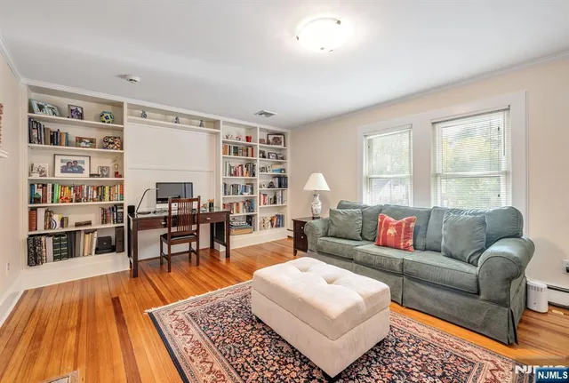 $1,300,000 | 175 High Street, Closter, NJ 07624