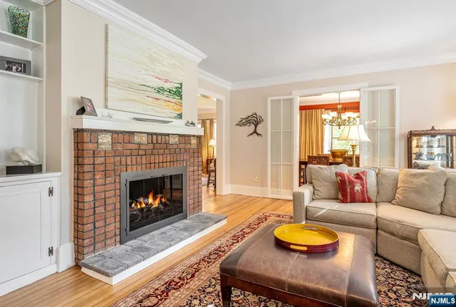 $1,300,000 | 175 High Street, Closter, NJ 07624