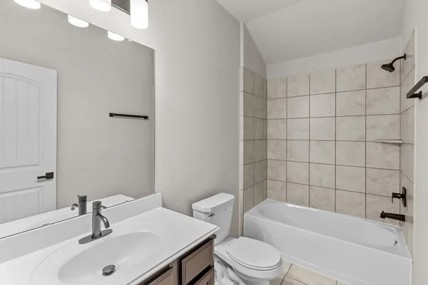 $2,200 | 2218 Levant Lane, Baytown, TX 77523