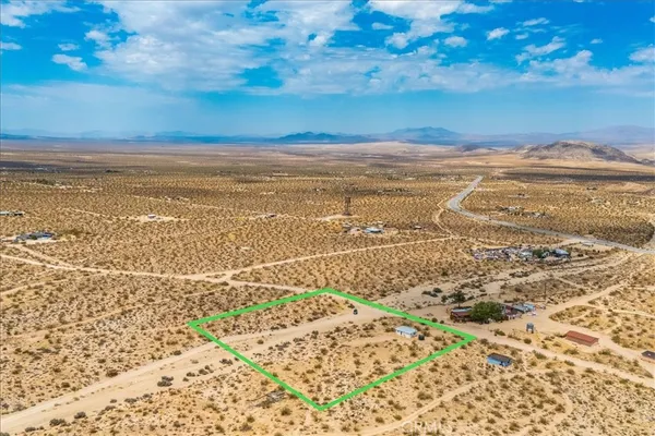 view of wooden floor