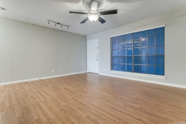 $1,095 | 8401 North New Braunfels Avenue, Unit 207, San Antonio, TX 78209