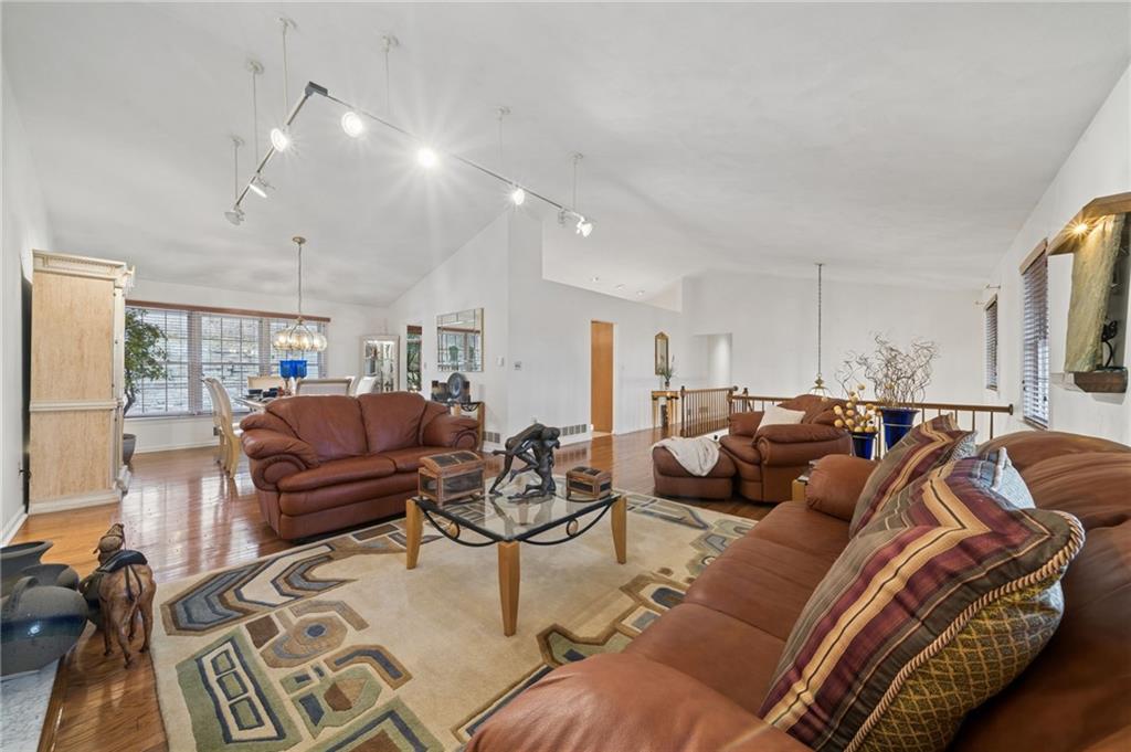 4948 Simmons Circle Export, PA 15632 - Photo 5 of 39 Living room - Main Level