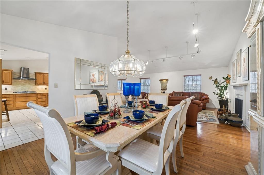 4948 Simmons Circle Export, PA 15632 - Photo 8 of 39 Dining room - Main Level