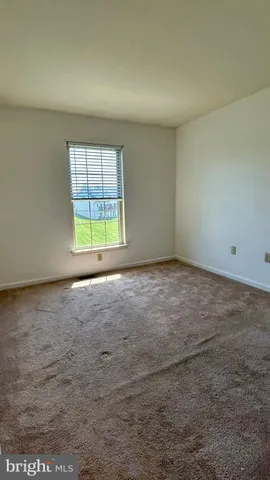 $1,950 | 424 Waverly Woods Drive, Harrisburg, PA 17110