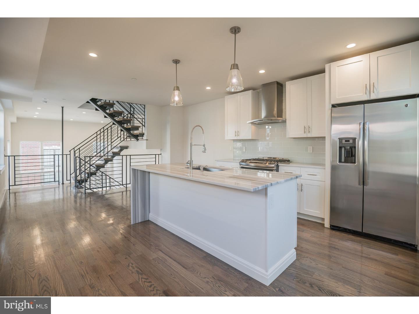 1138 Mt Vernon Street Philadelphia, PA 19123 - Photo 5 of 19