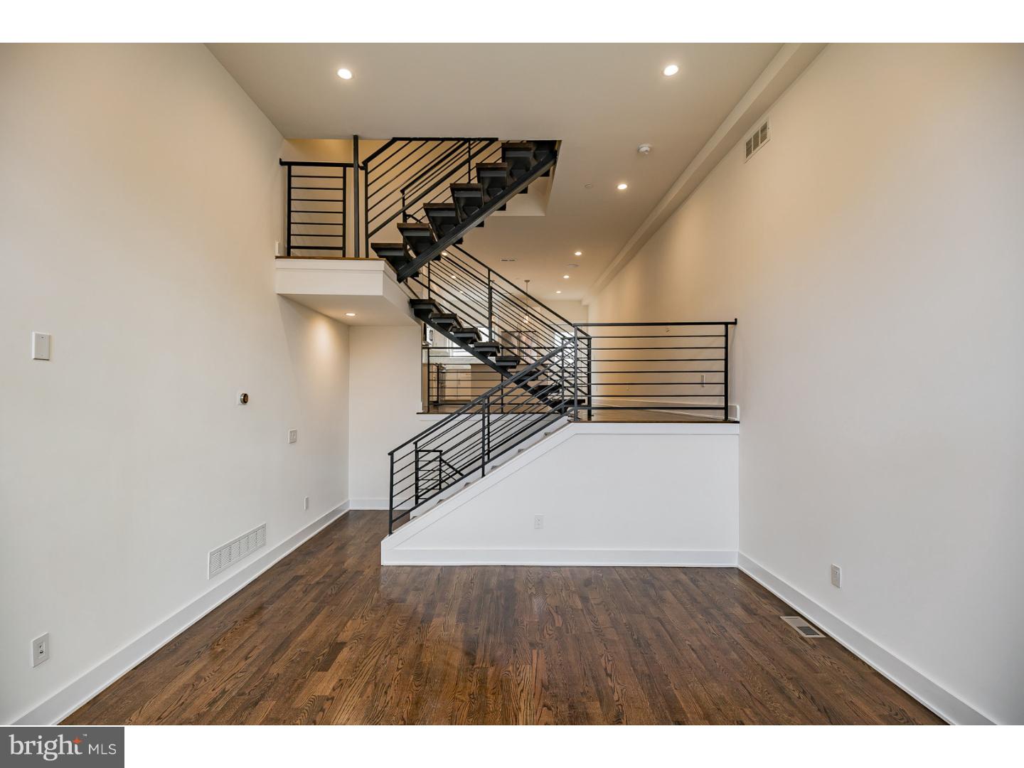 1138 Mt Vernon Street Philadelphia, PA 19123 - Photo 10 of 19