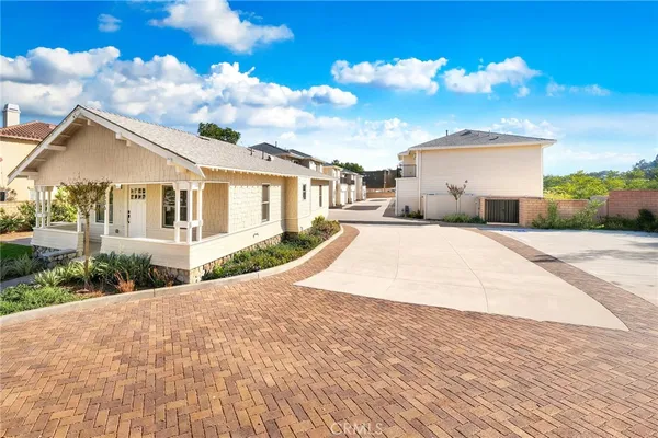 $749,990 | 650 West Grand Avenue, Pomona, CA 91766