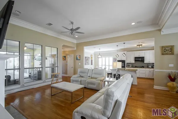 $465,000 | 324 Gisele Street, New Roads, LA 70760