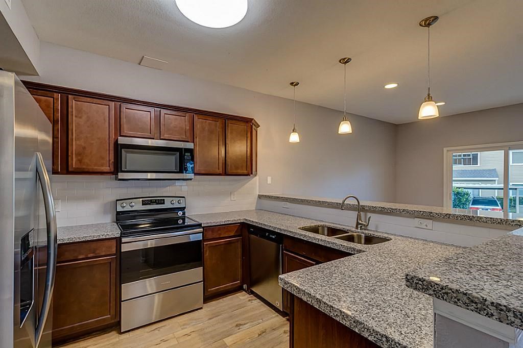 83 April Point Drive South, Unit 83 Conroe, TX 77356 - Photo 19 of 32