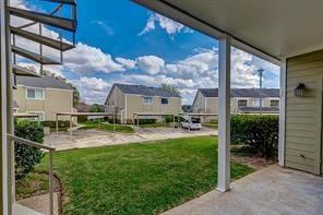 83 April Point Drive South, Unit 83 Conroe, TX 77356 - Photo 30 of 32