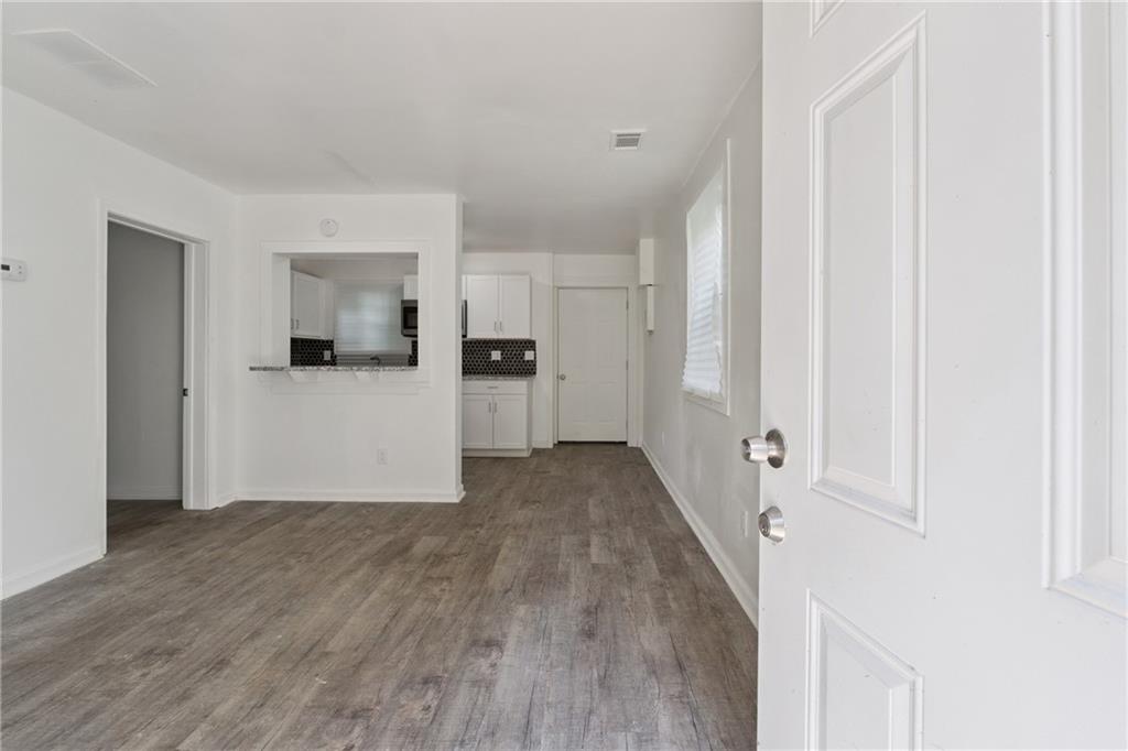 1098 Smith Street Southwest, Unit B Atlanta, GA 30310 - Photo 3 of 14