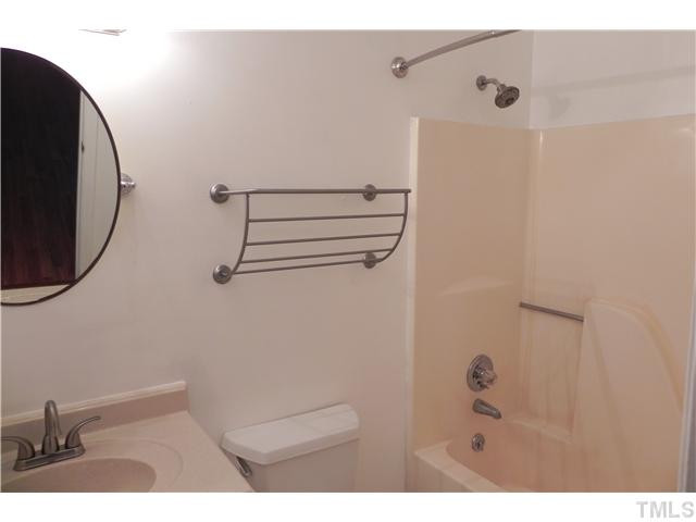 128 Holly Ridge Lane Mebane, NC 27302 - Photo 9 of 21 Master Bath/Spa