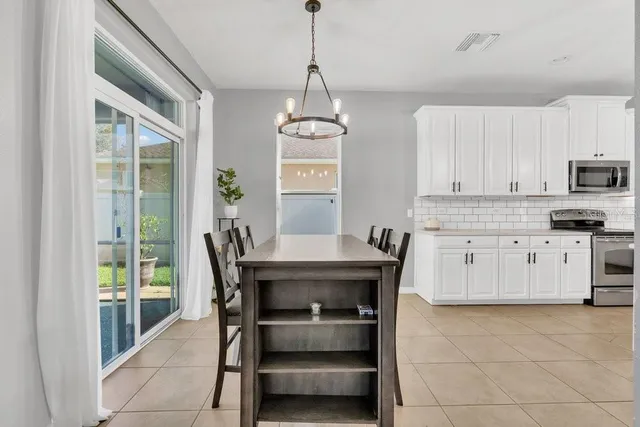 $925,000 | 128 Galileo Way, Oviedo, FL 32765